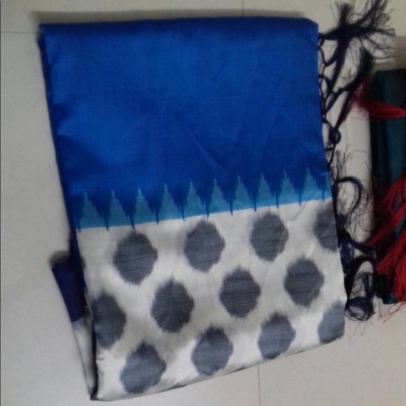 Saree - Picture 1 of 6